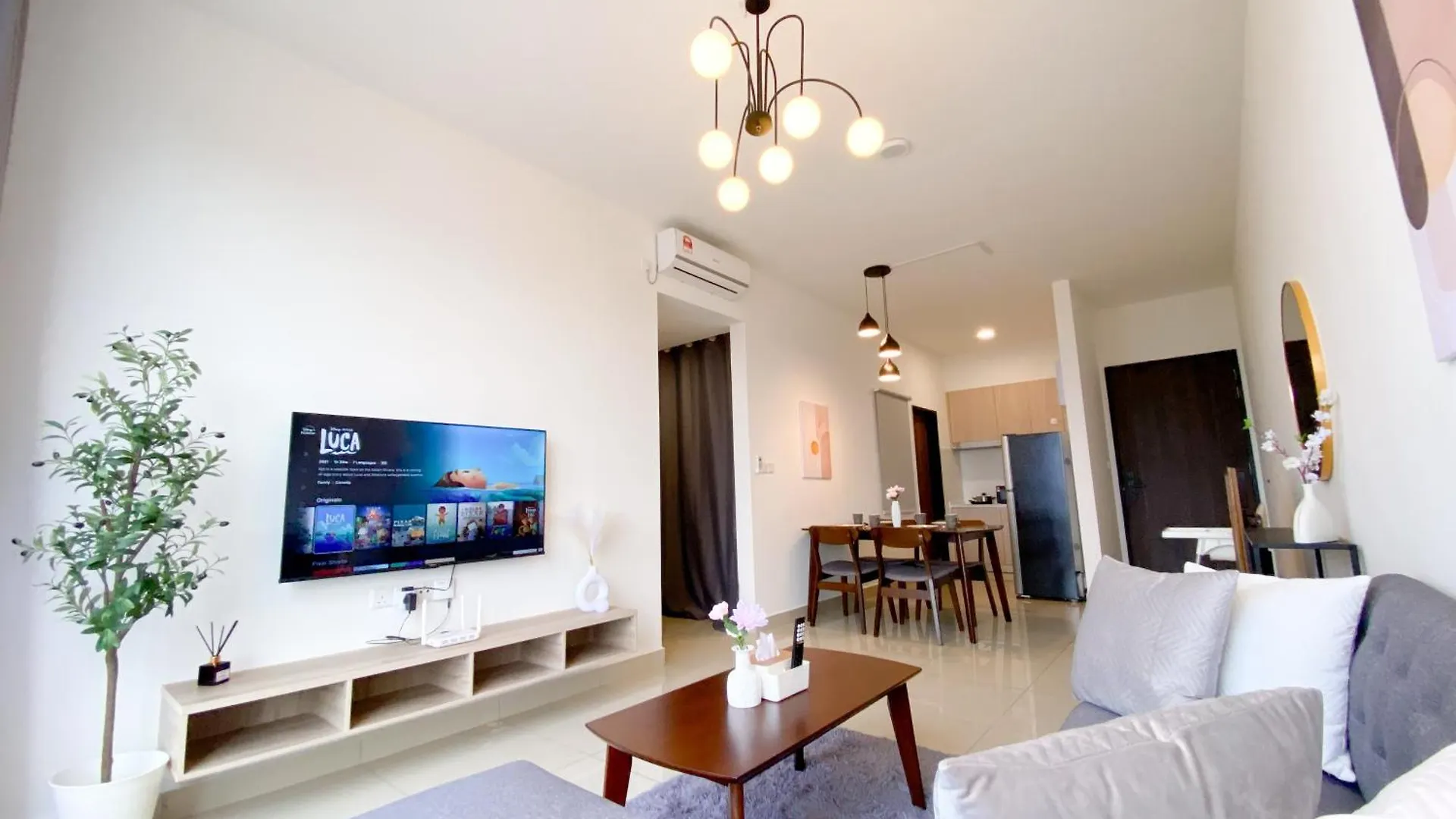 Veranda-2Br,4Pax I 5Mins To Ciq And Ksl I Fast-Wifi Johor Bahru Malaysia