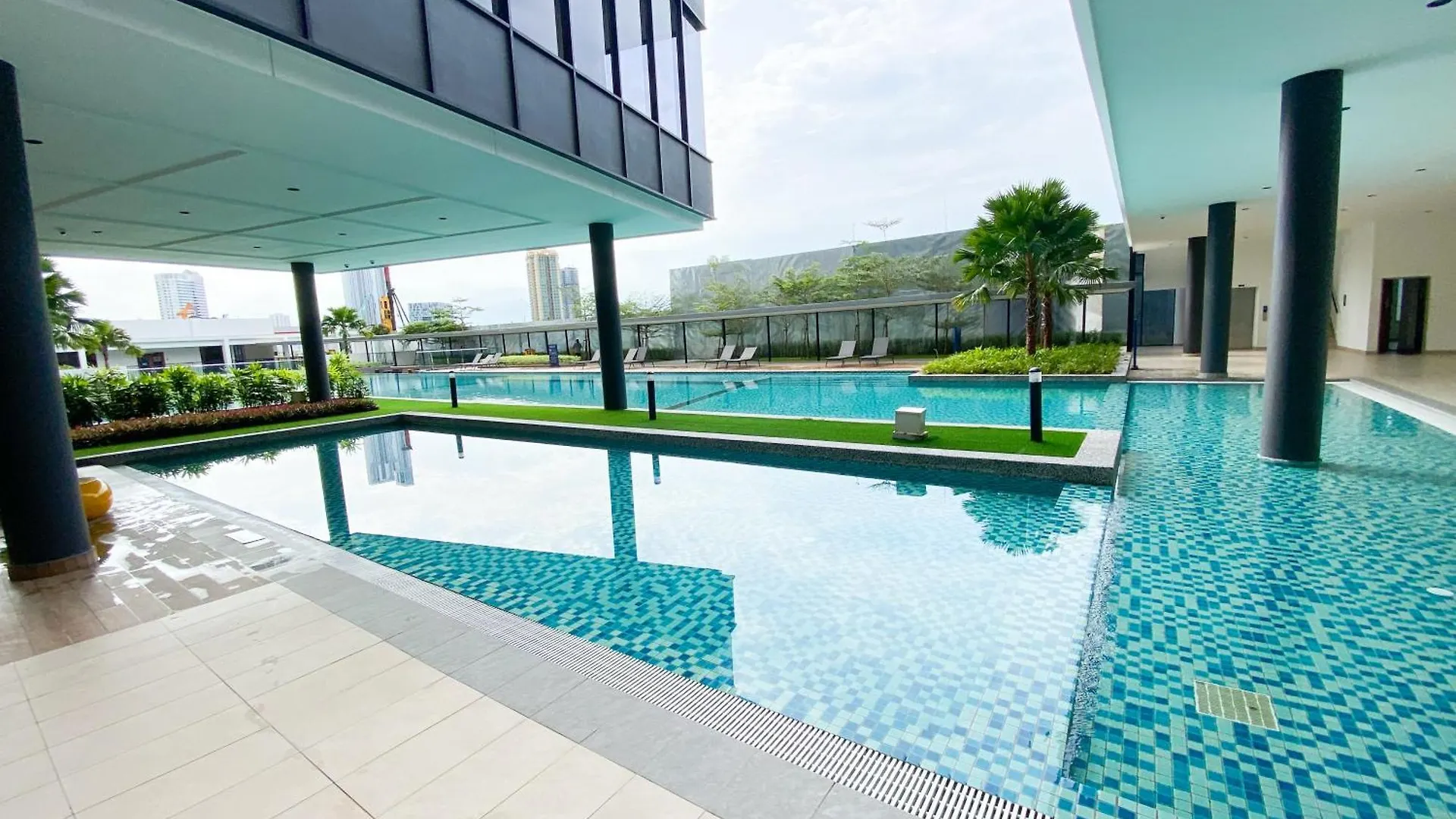 Veranda-2Br,4Pax I 5Mins To Ciq And Ksl I Fast-Wifi Johor Bahru 0*,  Malaisie